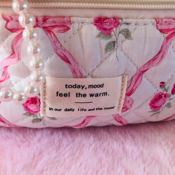 Just in from Cherry Ever After NWOT Coquette Floral Cosmetic bag w/ bow charm - Picture 3 of 6